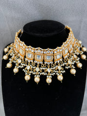 "Radiant Bridal Pachi Kundan Choker Necklace Set: A Regal Accent for Weddings"